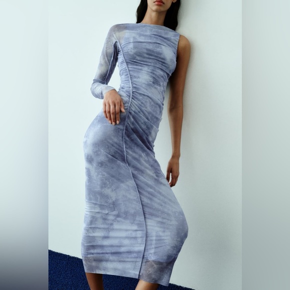 Zara Dresses & Skirts - Women’s NWT Zara Asymmetric Tulle Dress